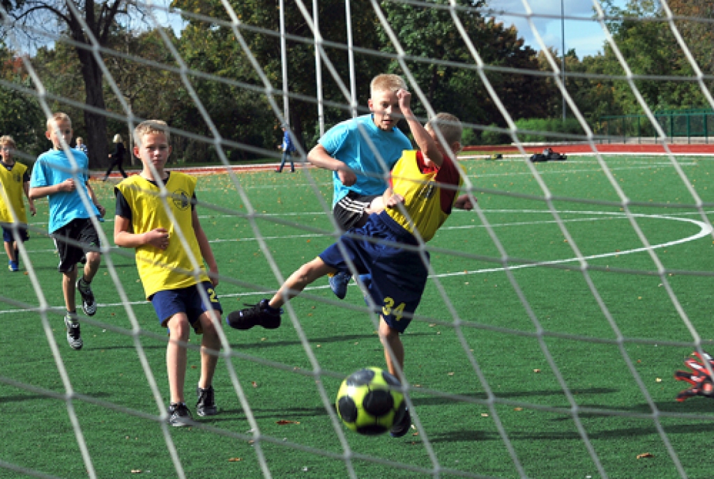 Mežgaļu skolas futbolisti beidzot finālā