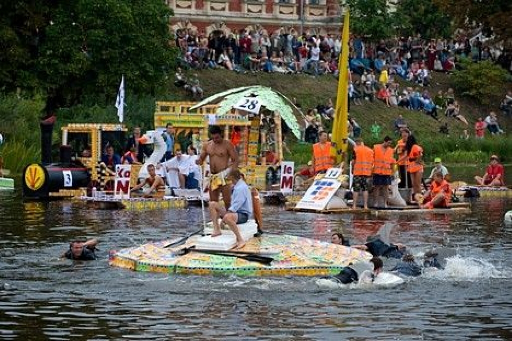 Jelgavā notiks piena paku regate un piena, maizes un medus svētki