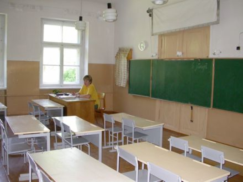 Pirmo svešvalodu 1.klasē mācīs ar 2013./2014.mācību gadu