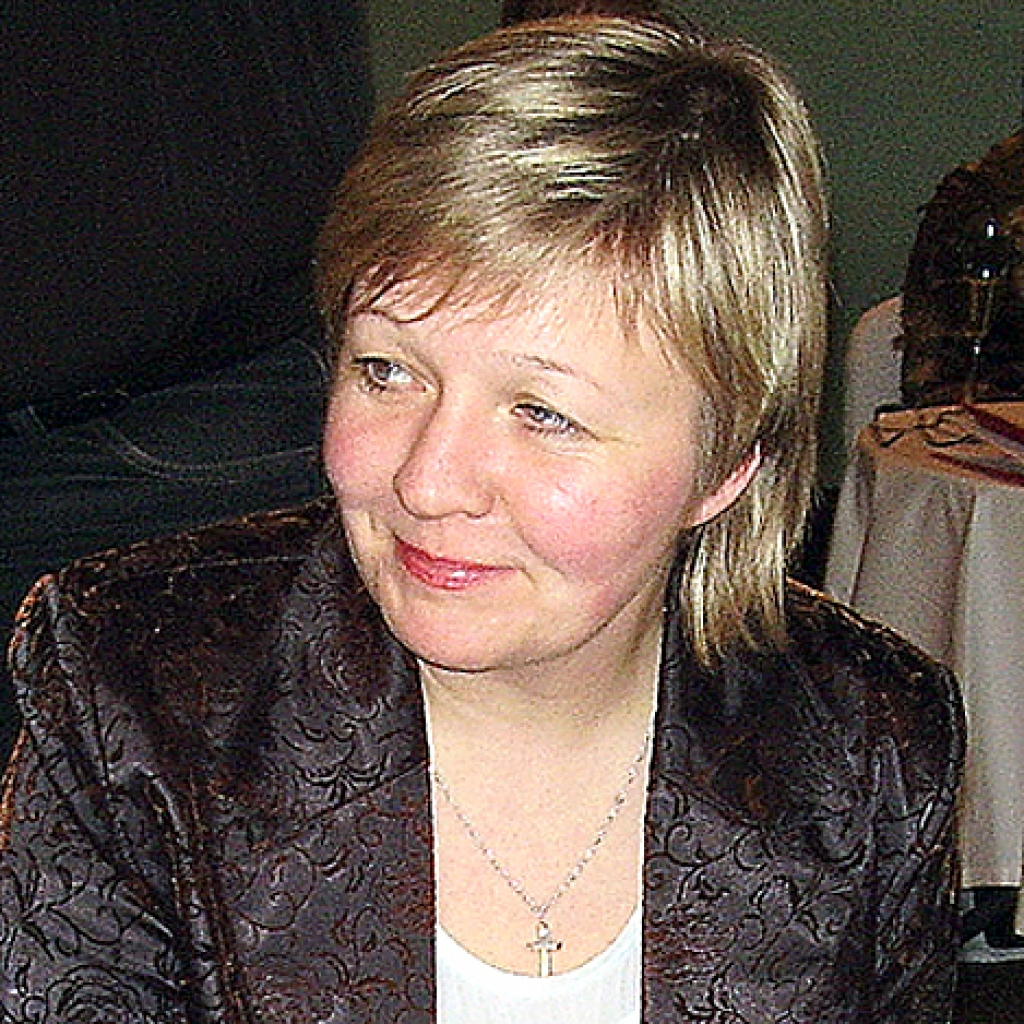 Daudzbērnu ģimenes tiekas Daugavas vidū