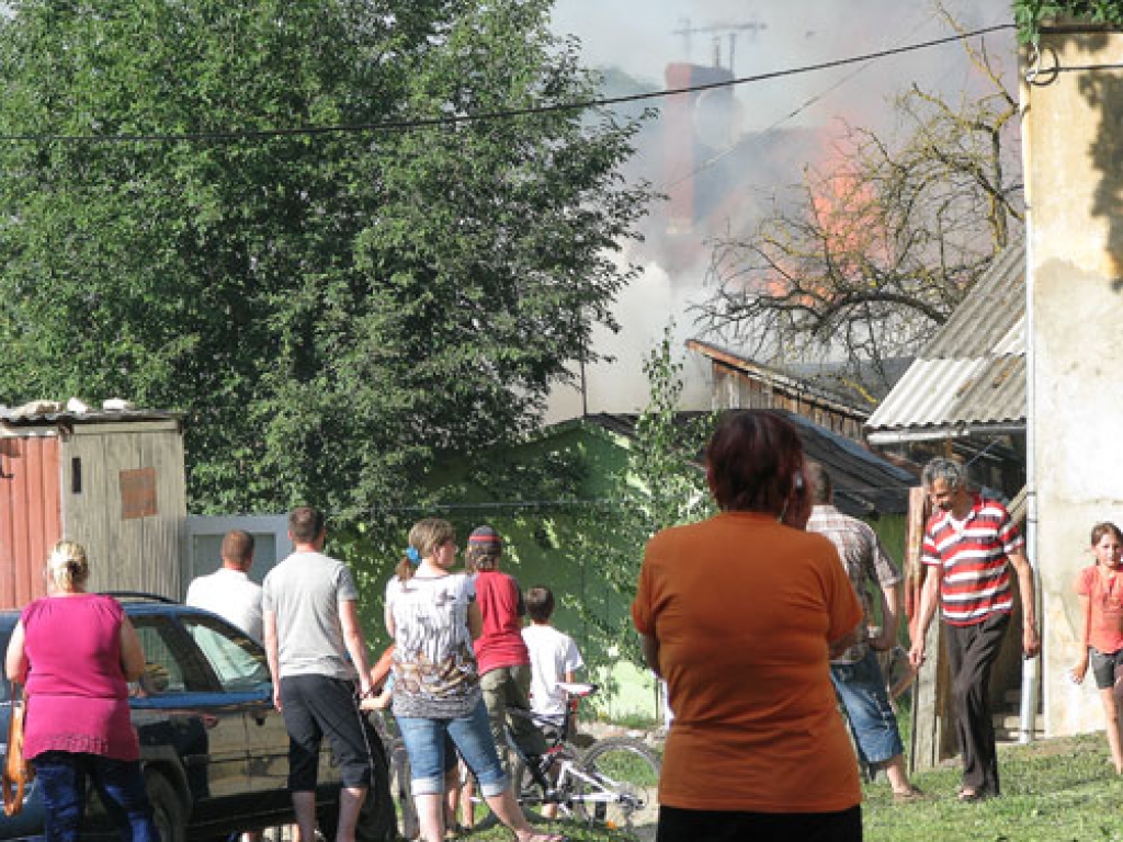 Bauskā atkal deg šķūnīši