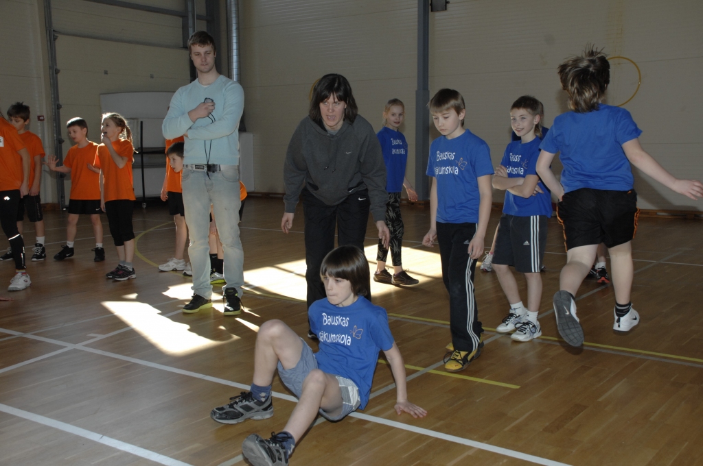 «Drošie un veiklie» Zemgalē piesaista aizvien vairāk skolu