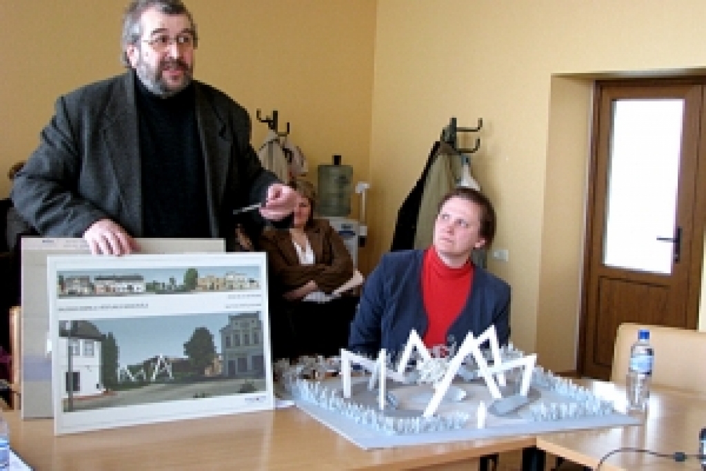 Spriedīs par ebreju piemiņas monumentu Bauskā