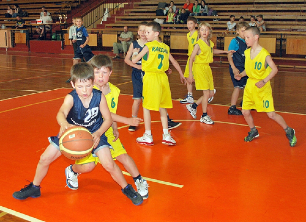 Noslēgušās Zemgales reģiona sacensības minibasketbolā