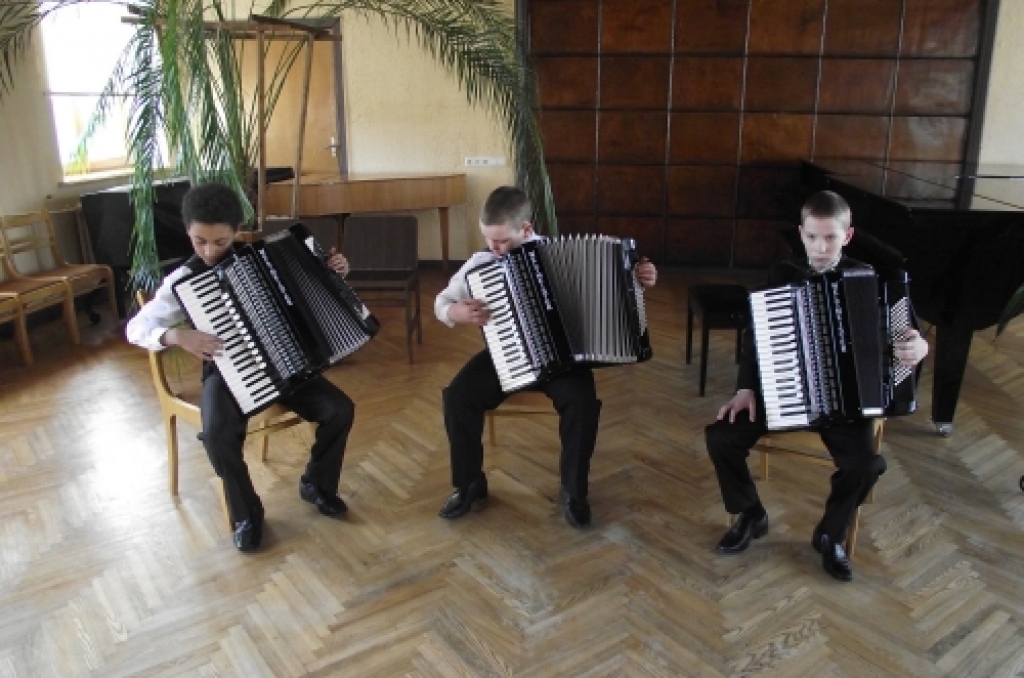 Par godu Sieviešu dienai koncertēs mūzikas skolas zēni