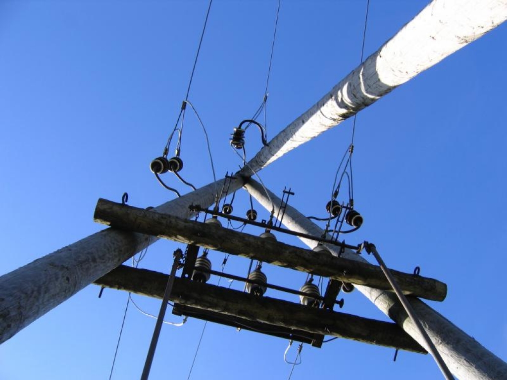 Mājsaimniecībām igauņu elektrība pagaidām liegta