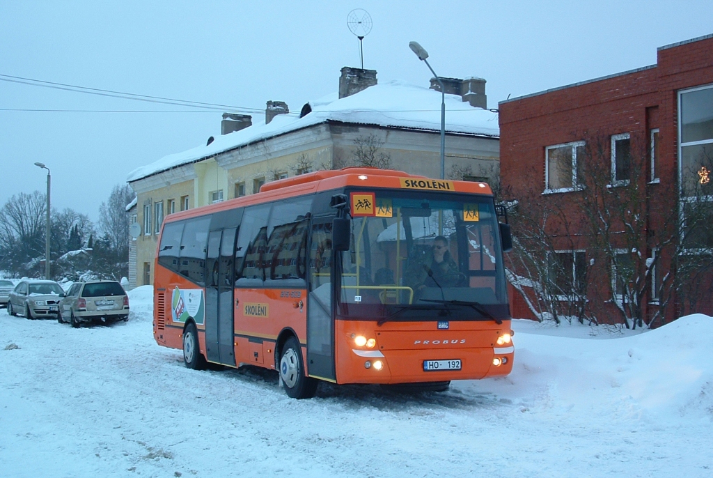 Autobusu skolēnu pārvadāšanai saņem Vecumnieku novads