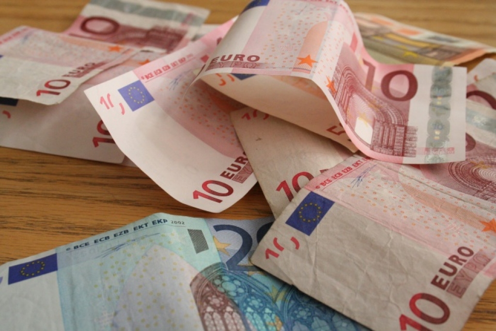 Igaunijā gadumijā svinēs eiro ieviešanu un Eiropas Kultūras galvaspilsētas titula iegūšanu