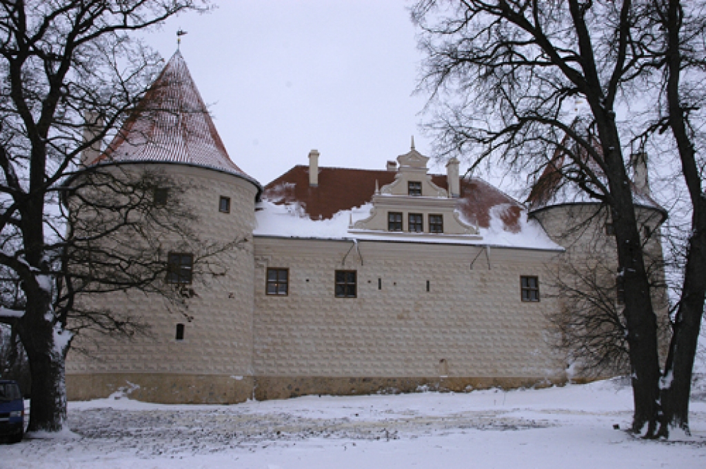 Rundālē aicina koncerts, Bauskā - teiku pēcpusdiena