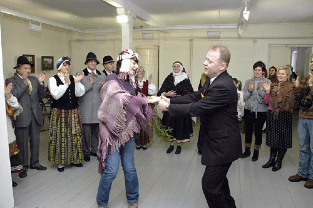 Muzejā ieskandina ziemas saulgriežus