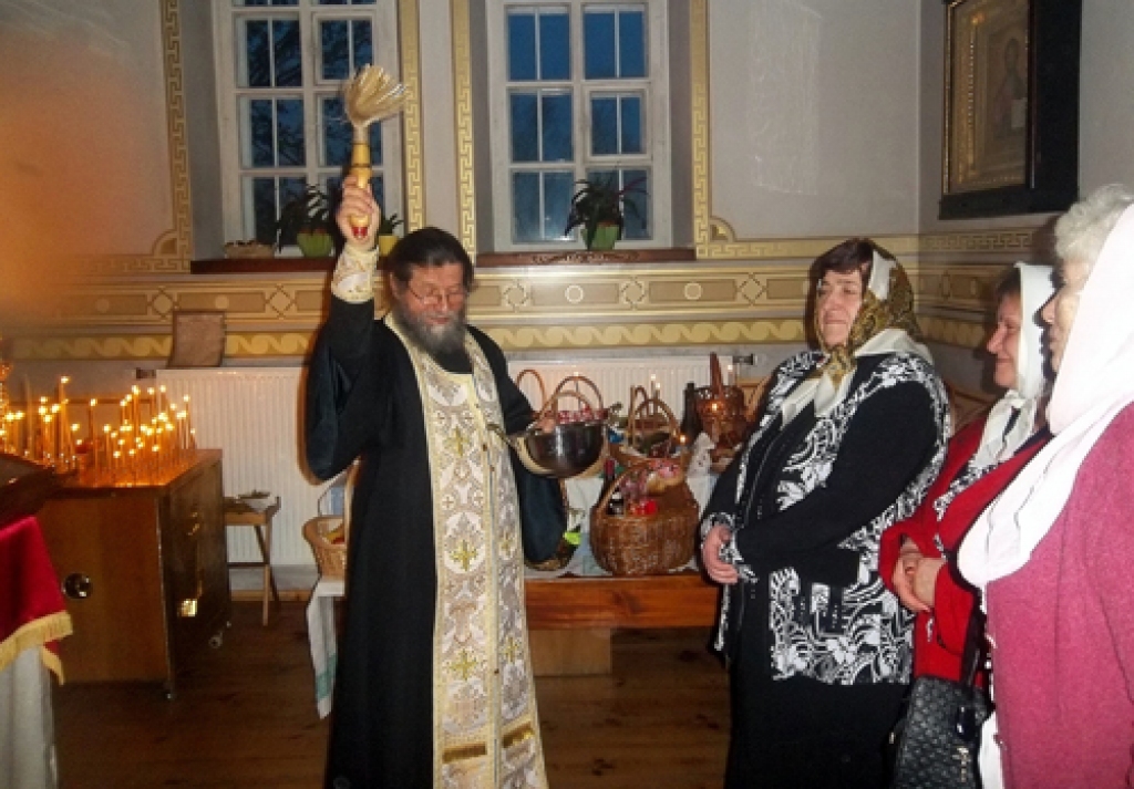 Ticīgo sirdī iemājo  augšāmcelšanās prieks  