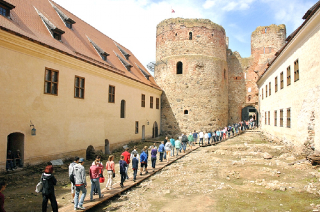 Hercogu rezidenci atjaunos vēl 16 mēnešus