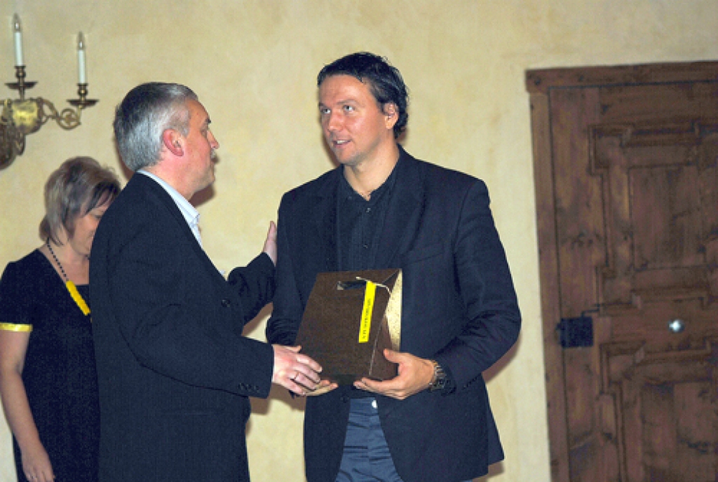 Sveic labākos šķēpmetējus