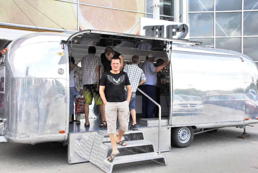 Mobilie pakalpojumi – treilerā
