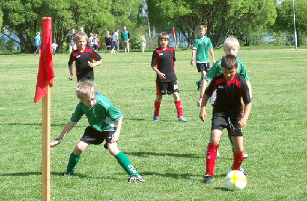 Sajūsminās par futbola svētkiem