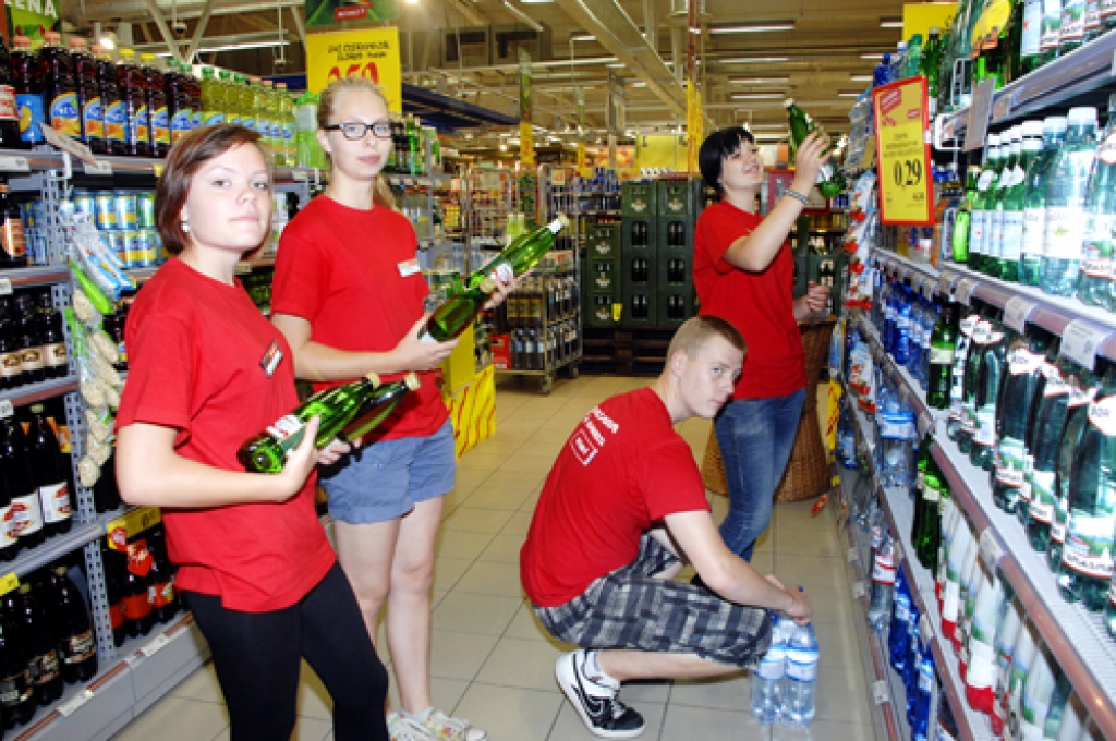 Pusaudži iepazīst īsto dzīvi