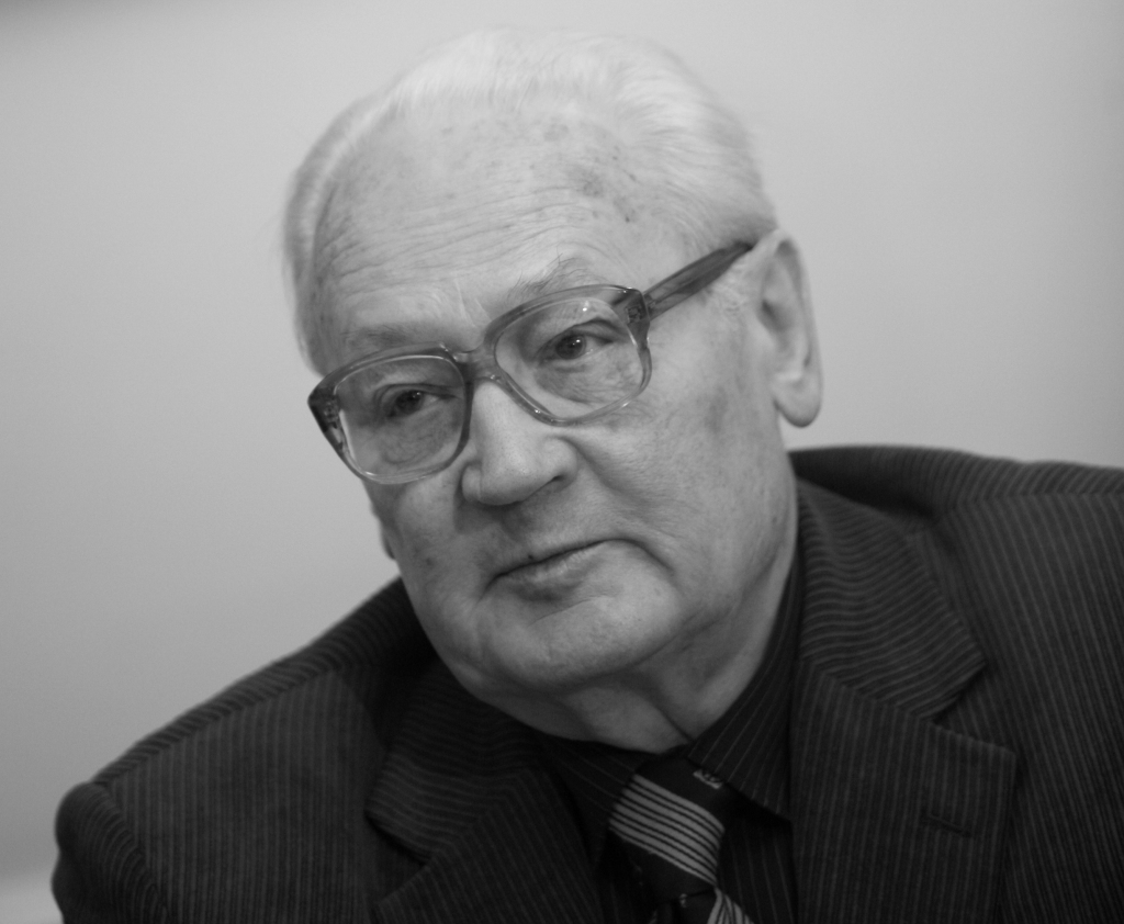 Atvadīšanās no dzejnieka Imanta Auziņa notiks nākamnedēļ