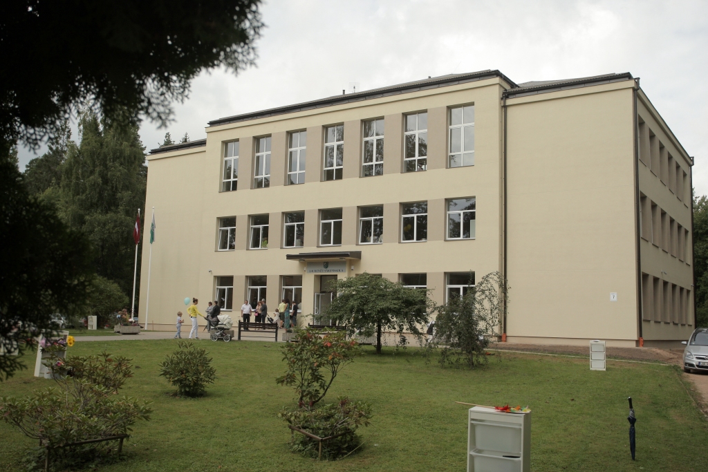 Siguldā atver jaunu sākumskolu