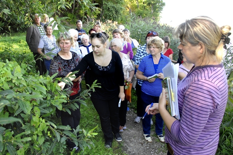 Iepazīst Mežotnes pilskalna dabas taku