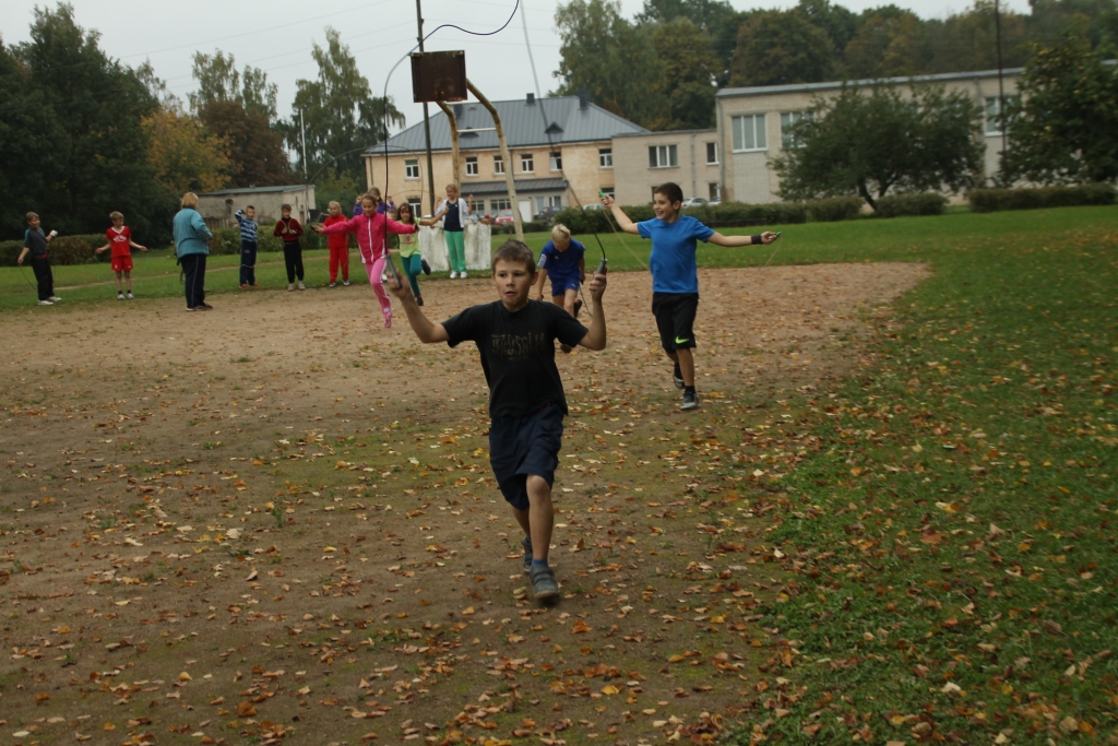 Vecumniekos remontē sporta zāli