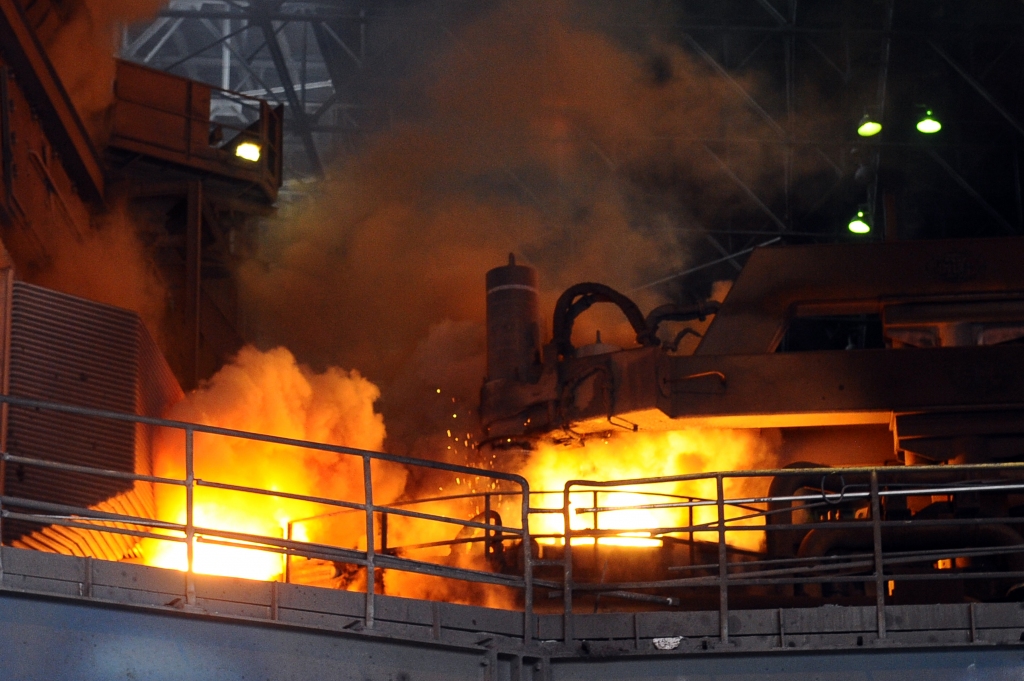 Liepājas metalurga akcionāri pēc valsts galvojuma saņemšanas ziedojuši 56 tūkstošus latu politiķiem