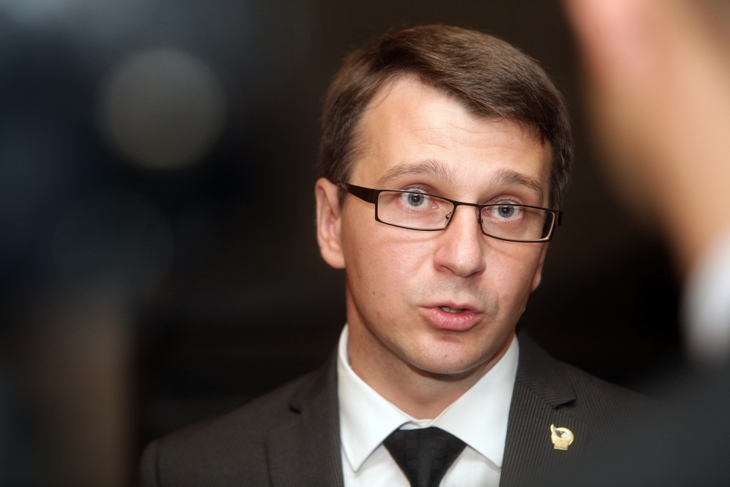 Streļčenoks dod mājienus, ka Strīķei amats jāpamet