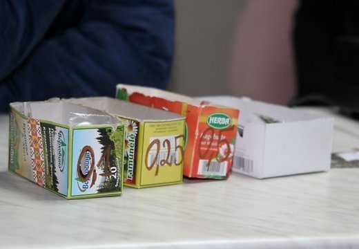 Policija Bauskā «pieskata» narkotiku tirgotavu