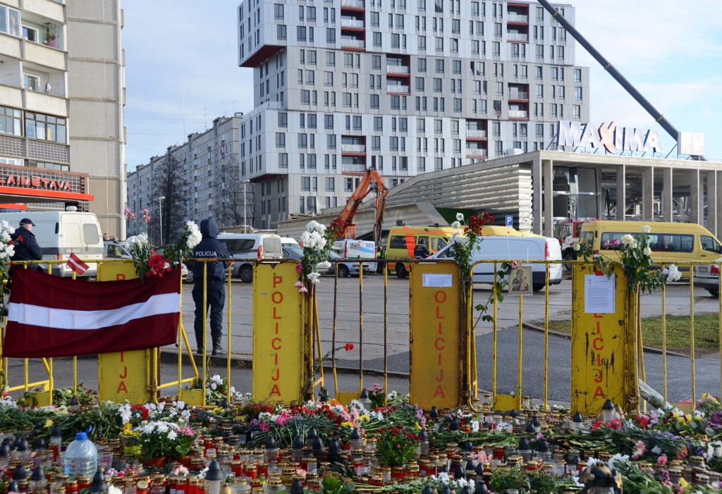Arco Real Estate: ar laiku varētu pārdot arī dzīvokļus blakus sagruvušajai Maximai esošajā daudzstāvu mājā
