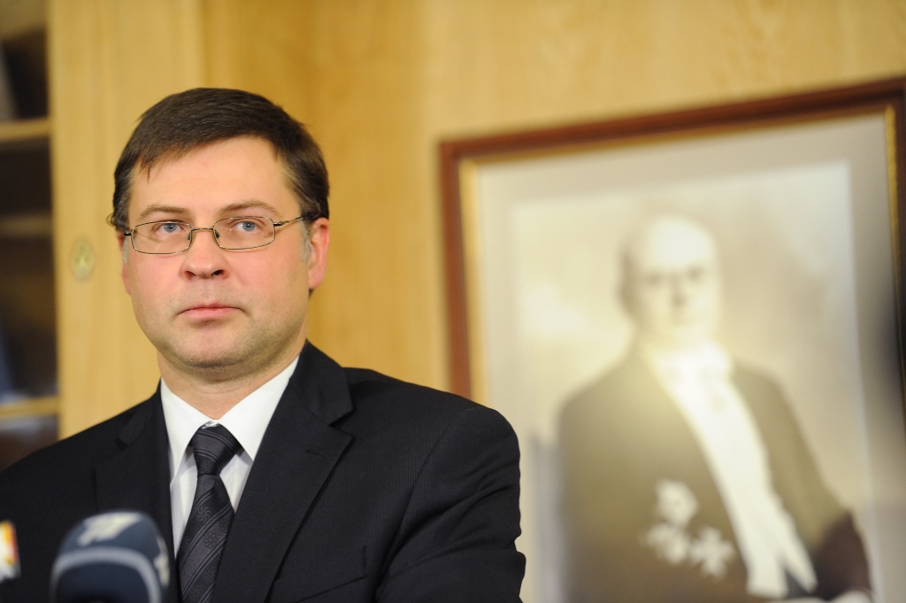 Dombrovska mantojums - problēmu netrūkst