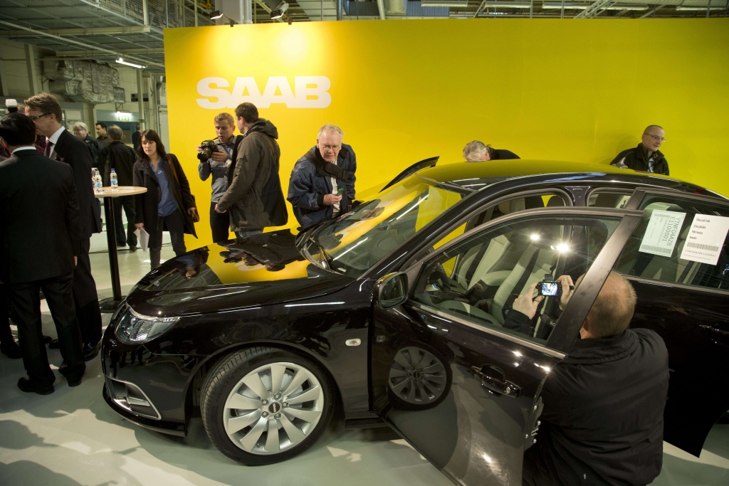 No Saab rūpnīcas pēc darbības atjaunošanas izripojuši pirmie auto