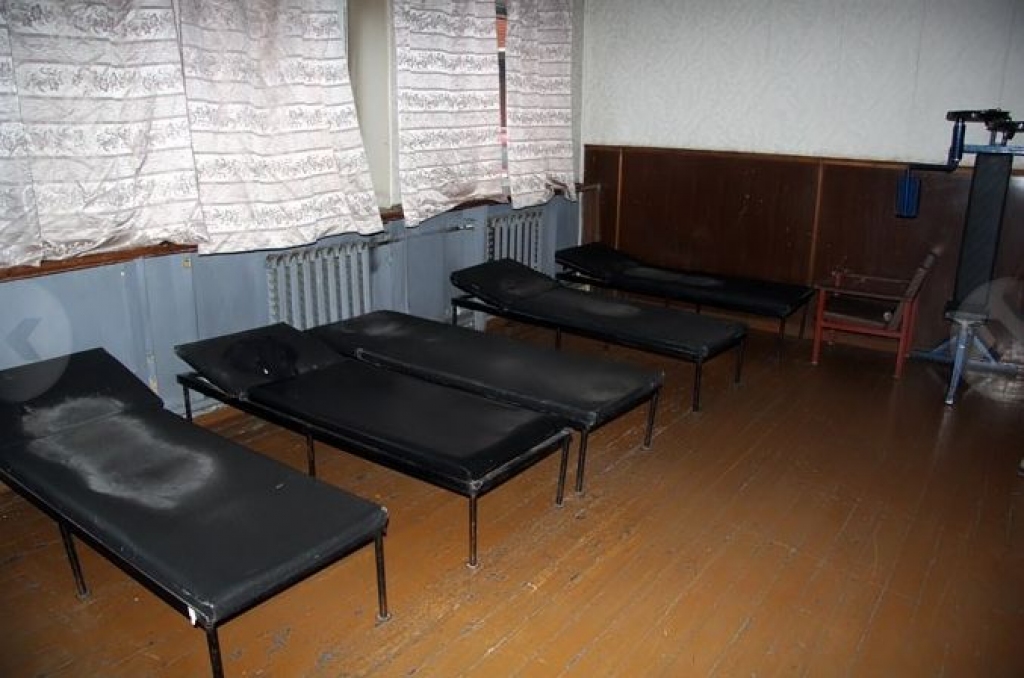 Jelgavas policisti un glābēji – telpās, kurās remonts nav veikts gadu desmitiem