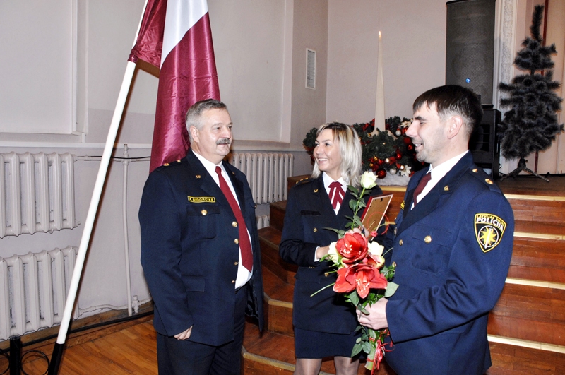 Svētkos novēl algas pielikumu