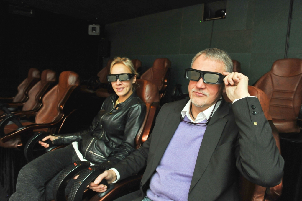Sākam biznesu: kino apvieno ar Latvijas preču veikaliņu un rada mākslas telpu