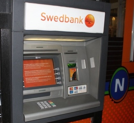 Gadumijā Latvijā nedarbosies bankomāti