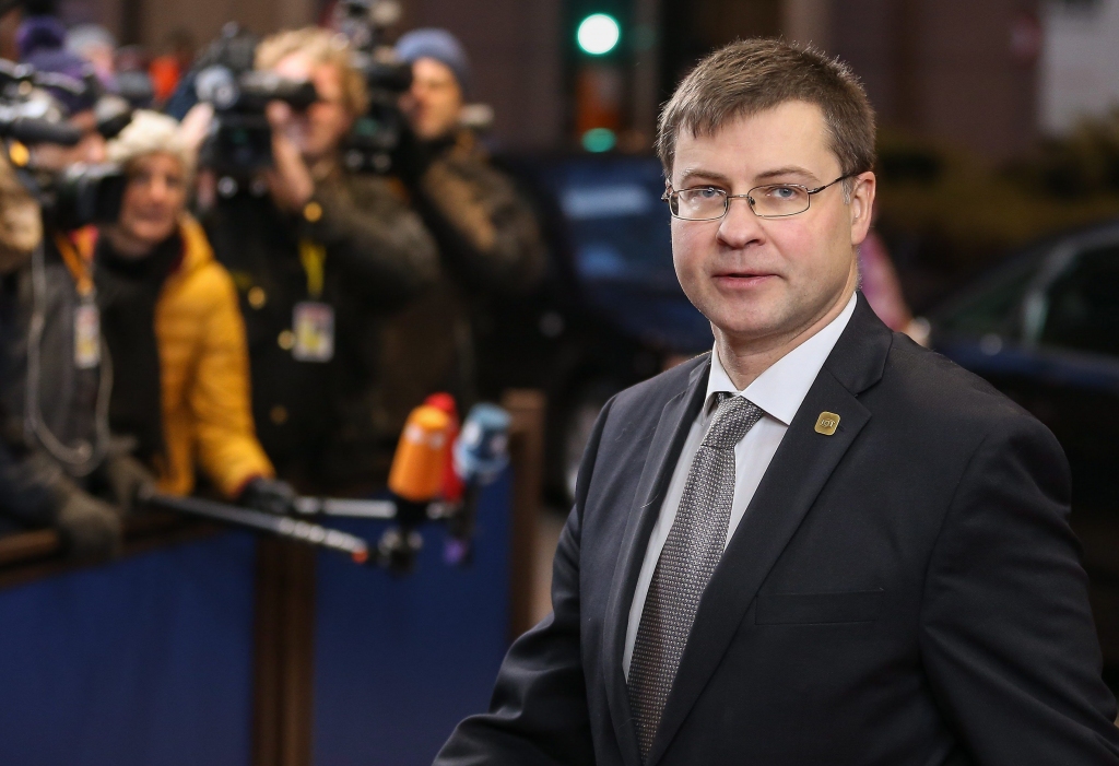 Politologs: Dombrovskis jau zaudēts