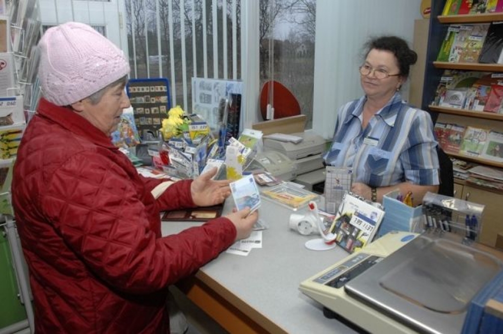 Brīnās par lietuviešu latu krājumiem