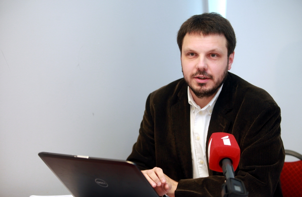 Politologs: Valsts prezidents ar pieņemto lēmumu var justies laimīgs