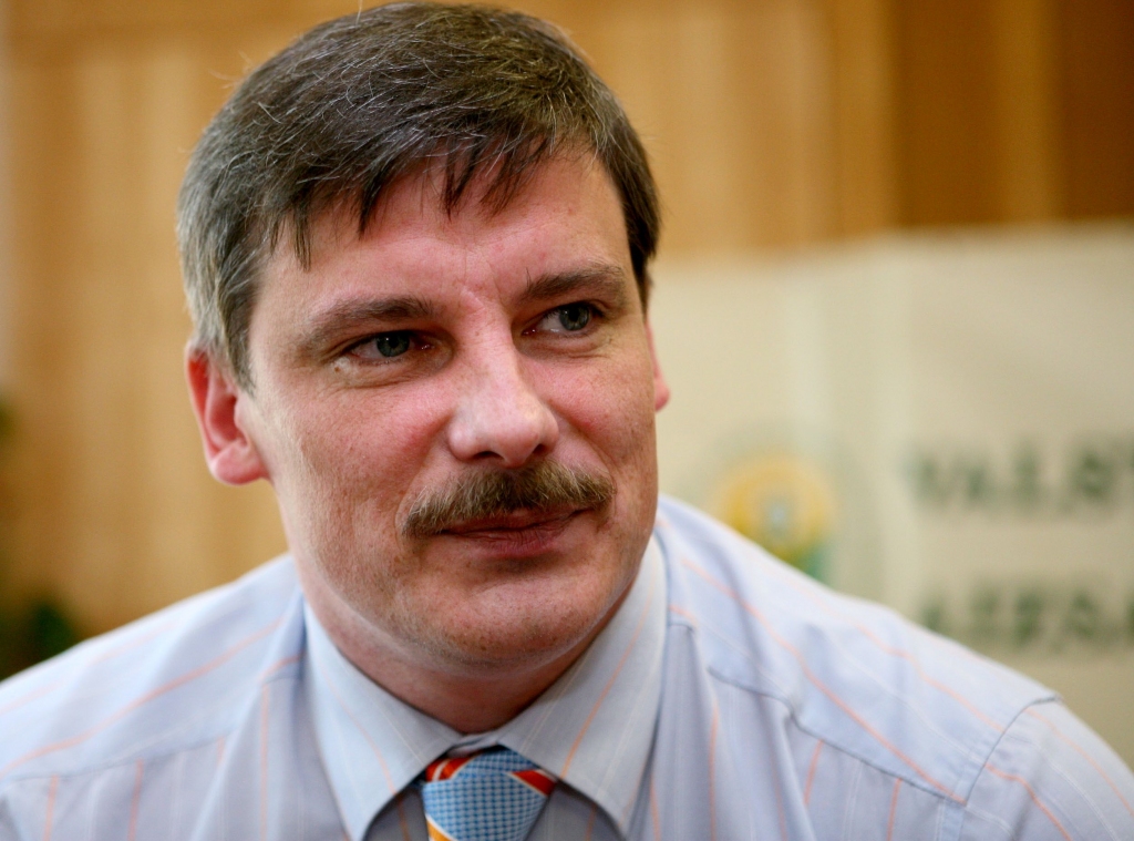 Topošo premjerministres biroju varētu vadīt augsts Briseles ierēdnis