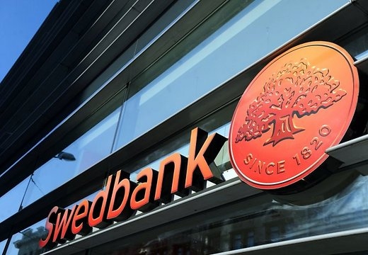 Naktī iespējami īslaicīgi traucējumi «Swedbank» karšu un internetbankas darbībā