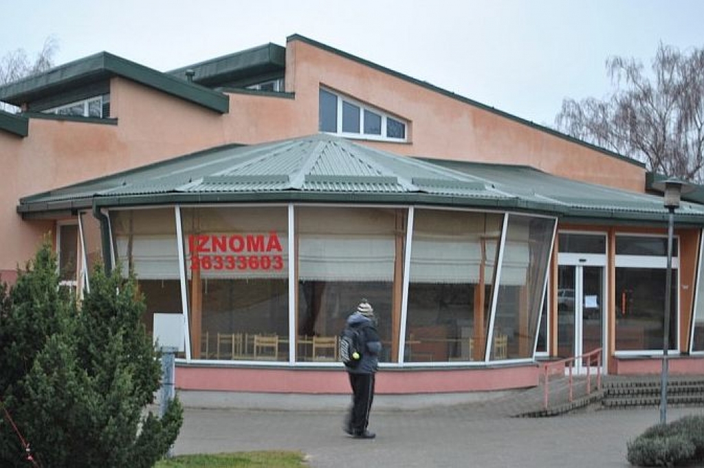 No Smiltenes aiziet Ievas Konditoreja