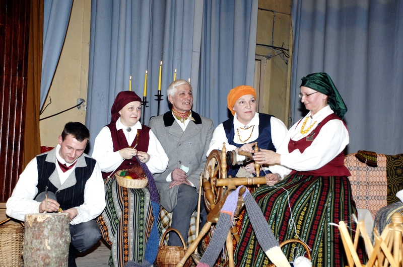 15 gadu jubileju svin Rundāles novada folkloras kopa «Svitene»