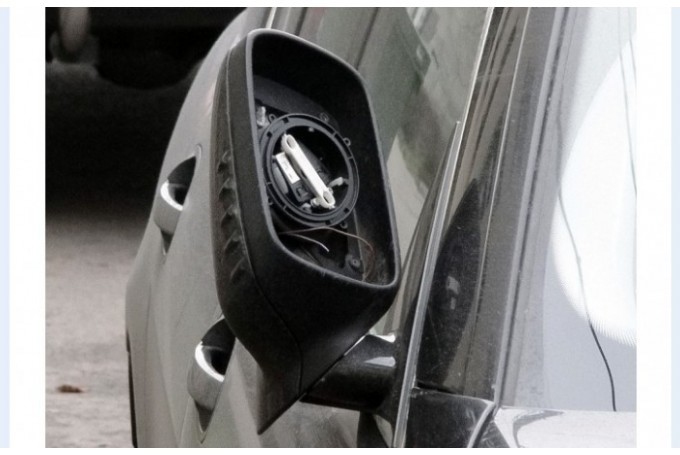 Iecavā nozagti vieglā auto spoguļi