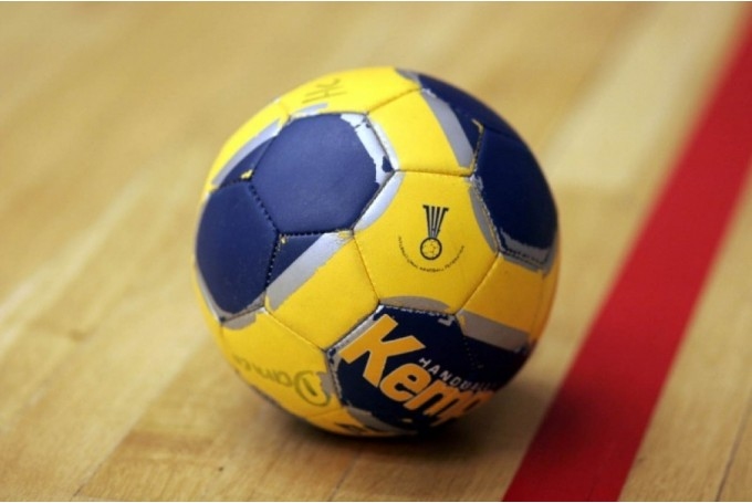 Vallē rīko nakts turnīru futbolā