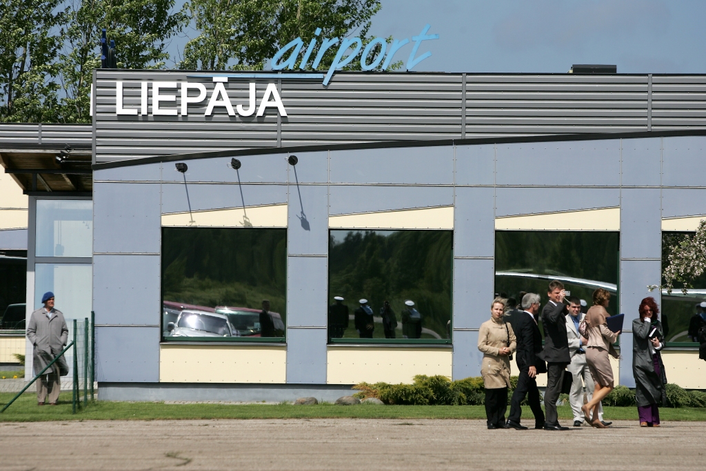 Par Liepājas lidostas būvniecību cīnīsies četri uzņēmumi