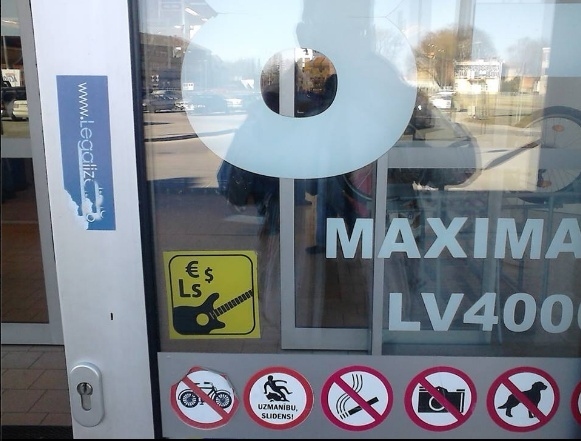 Bauskā atklāti reklamē «legālās» narkotikas