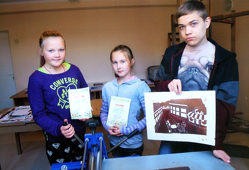 Starptautiski novērtēti Bauskas mākslas skolas audzēkņu zīmējumi