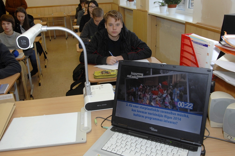 Devītklasnieki apliecina savu erudīciju