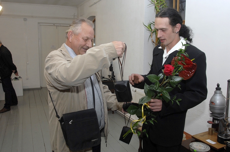 Bauskas muzejā atklāta antīkās fototehnikas izstāde