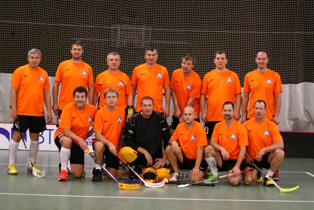 Veterāni sagrauj čempionus