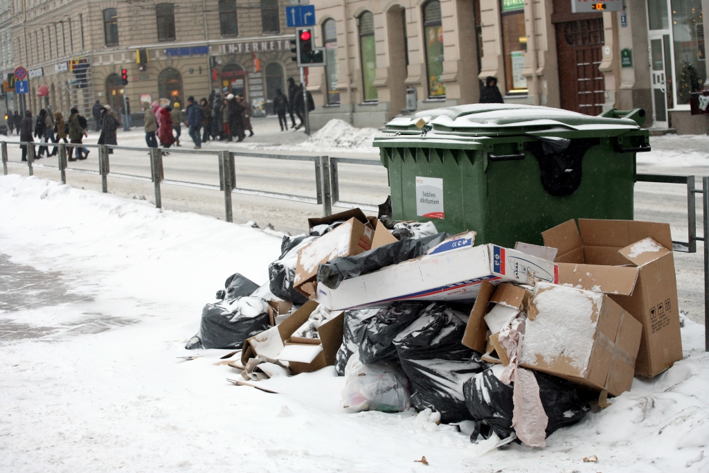 Papildināta 16:56 - Par atkritumu apsaimniekošanu nepamatoti iekasēti vairāk nekā 3,6 miljoni eiro